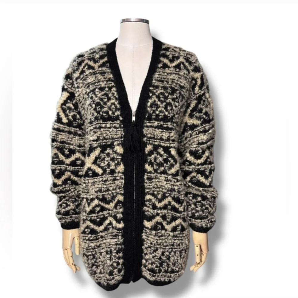 JONES NEW YORK SPORT Black & Cream Hand Knit Bouclé Mohair Cardigan VINTAGE
